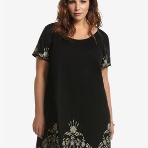 Torrid Insider Embroidered Shift Dress. Size: 1=14